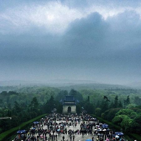 Atour Hotel Nanjing Sun Yat-Sen Mausoleum Scenic Area Alfalfa Garden Subway Station Zewnętrze zdjęcie